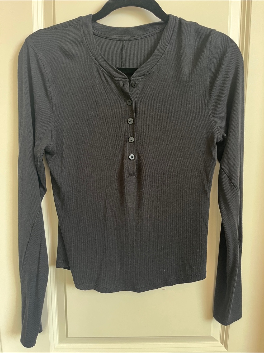 EUC - Lululemon Hold Tight Long-Sleeve Henley